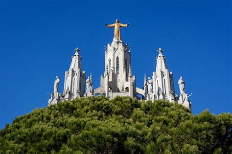 Premium Photo Temple Sacred Heart Of Jesus On Tibidabo In Barcelona Spain