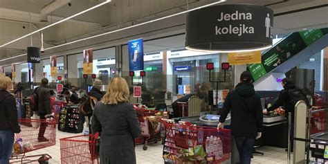 Biedronka Lidl Auchan Carrefour Kaufland Godziny Pracy Przed