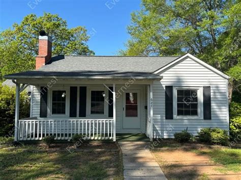 627 N Flint St Lincolnton Nc 28092 Home For Rent ®