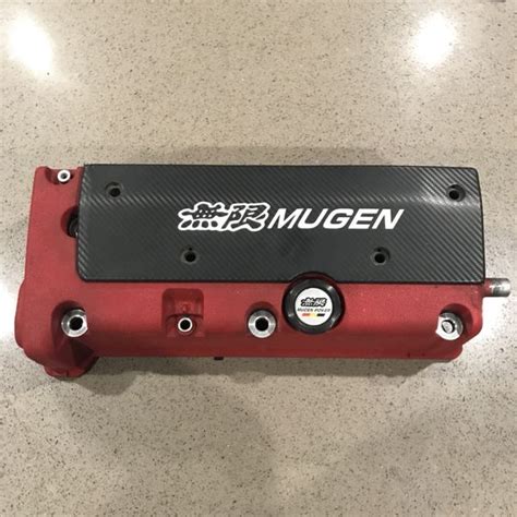 JDM REAL TYPE R VALVE COVER FOR K20 K24 WITH MUGEN STYLE SPARK PLUG