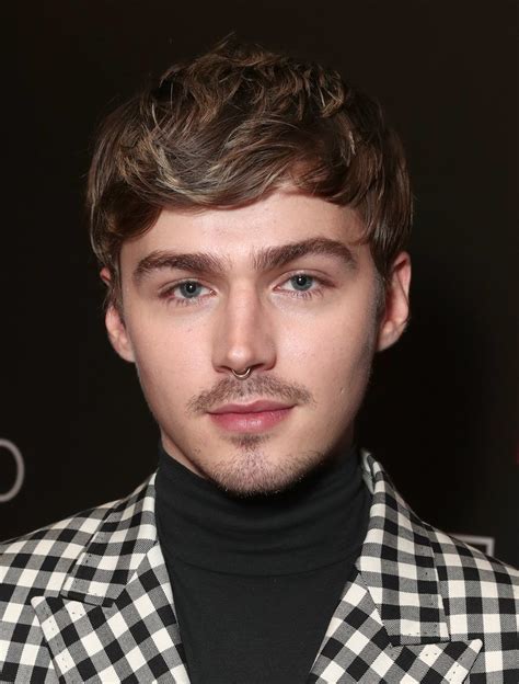 Miles Heizer 13 Reasons Why Wiki Fandom