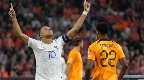 Kylian Mbappé scores 2 as France beats Netherlands 2 1 to qualify for