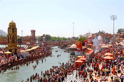 Haridwar Hindu Devotees In Large Numbers Take Holy Dip In River Ganga