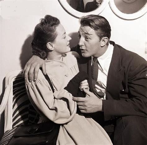 Robert Mitchum W Wife Dorothy Mitchum American Actors Robert