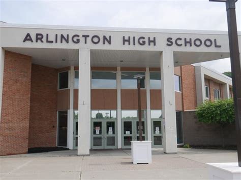 Arlington High School mourns again: senior killed in crash