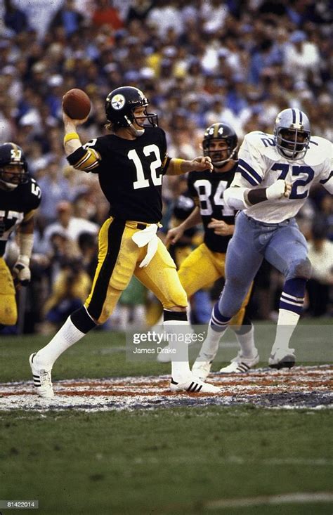 Super Bowl XIII, Pittsburgh Steelers QB Terry Bradshaw in action ...