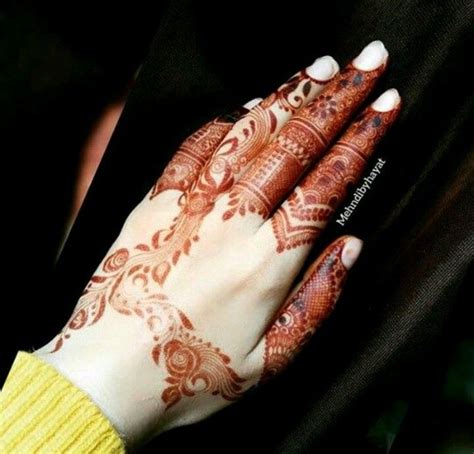 80 Best Girls Hands Dpz Images On Pinterest Henna Henna Mehndi And Hennas