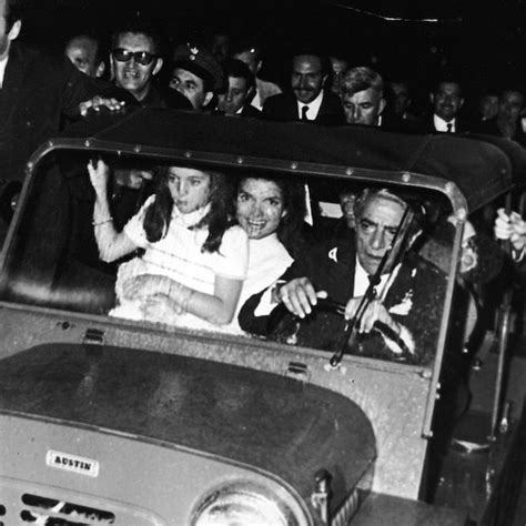 A Look Back At Jackie Kennedy And Aristotle Onassis S Wedding