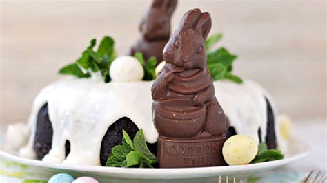 Dying for Chocolate: Chocolate Easter Bunny Cake!