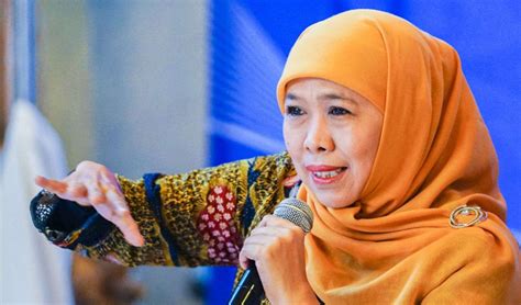 Khofifah Resmi Merapat Ke TKN Dukung Prabowo Gibran Siap Menjadi