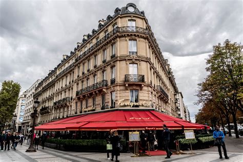 5 Famous Restaurants You Have to Visit in Paris – Devour Tours