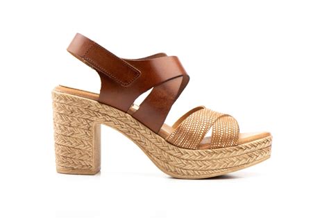 Sandalias De Mujer En Piel Atelier Yuwa Ciao Jp