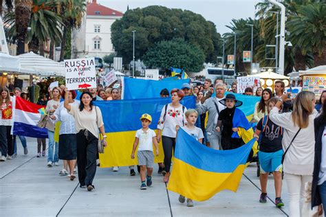 Rat U Ukrajini Eu Je Pod Za Titu Stavila Onoliko Ukrajinaca Koliko