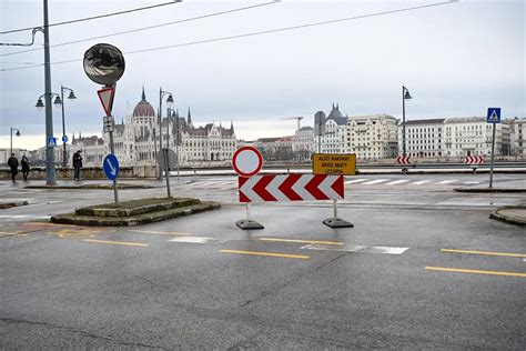 FOTOS Cierran Las Espectaculares Avenidas Del Centro De Budapest Cerca