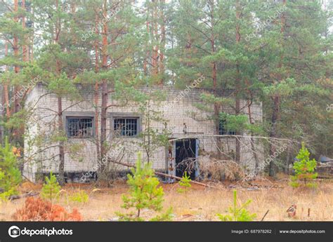 Old Abandoned House Ghost Town Pripyat Chernobyl Exclusion Zone Ukraine ...