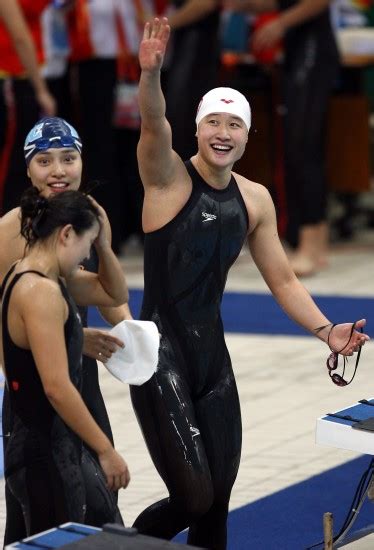 图文 全运女子4x100米混合泳接力 刘子歌意气风发综合体育nike新浪竞技风暴新浪网