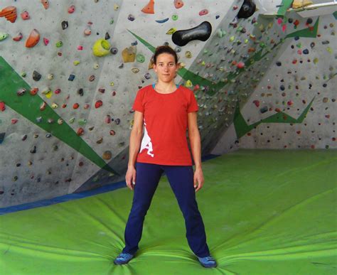 Técnica De Escalada Bicicleta O Drop Knee Boulder Madrid