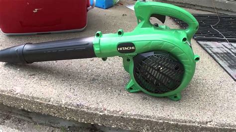 Review Of Hitachi Rb24eap 23 9cc 2 Cycle Gas Powered 170 Mph Handheld Leaf Blower Youtube