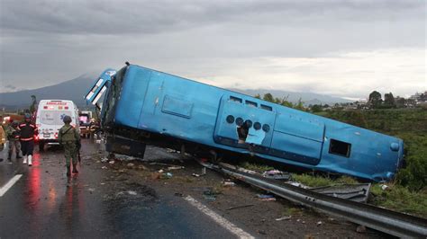 Volcadura De Autob S En La Autopista Puebla Atlixco Deja M S De