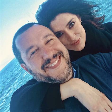 Elisa Isoardi Io Cucino Integrale Con Matteo Salvini Due Men