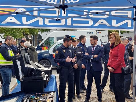 Acto De Homenaje En Osuna Sevilla Al Primer Superintendente De La Policía En El Marco Del