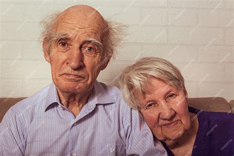 Premium Photo Very Old Grandma And Grandpa Cuddling On Couch Love In