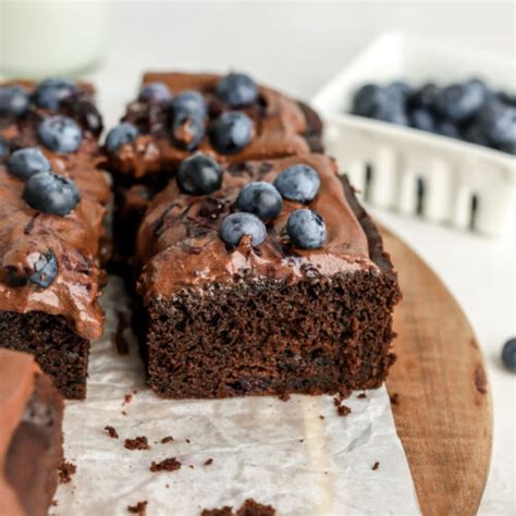 Blueberry Chocolate Cake