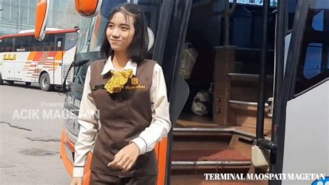 Wajah Glowing Emma Pramugari Rosalia Indah Terminal Maospati Magetan