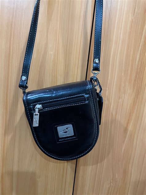 Black bag, Women's Fashion, Bags & Wallets, Cross-body Bags on Carousell