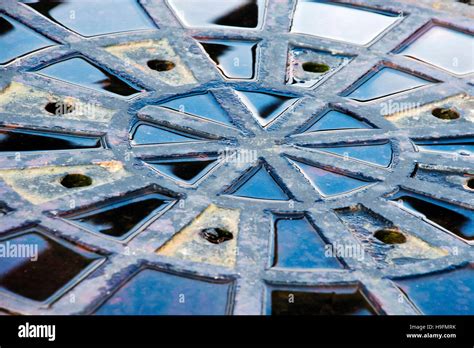 Manhole Cover Abstract Stock Photo Alamy