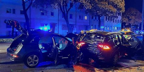 Tödlicher Unfall in München 36 Jähriger rast an Ampel in drei