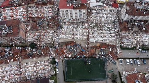 Hatay da deprem toplanma alanları Fotoğraf Galerisi