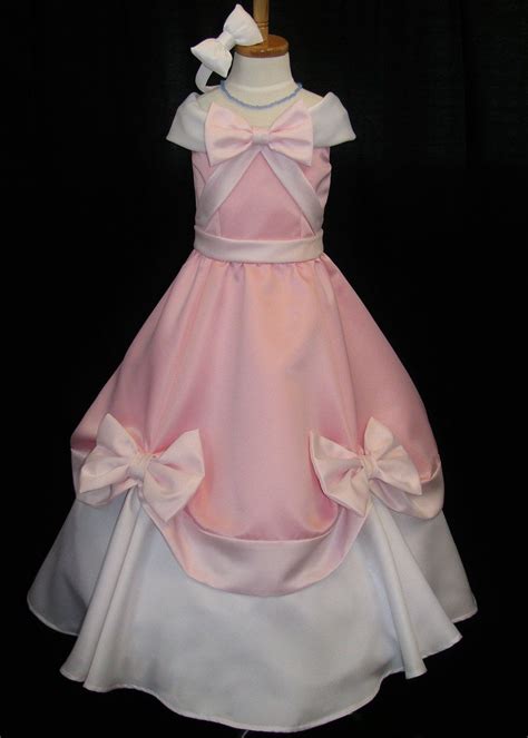 Pink Cinderella Gown That The Mice Made Por NeverbugCreations 500 00