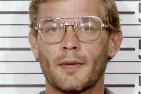 Jeffrey Dahmer Glasses Worn By The Killer In Prison Are Up For Sale Marca