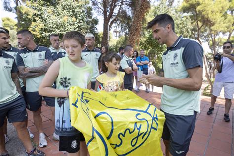 Fotogalería Las mejores imágenes de la ofrenda del Villarreal a la