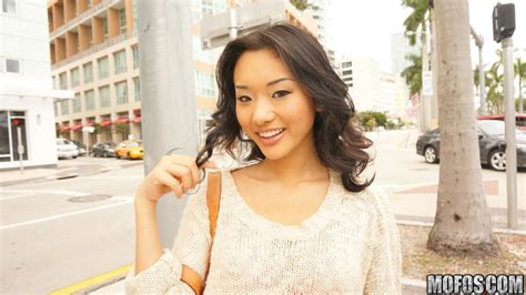 Alina Li Asiancuties