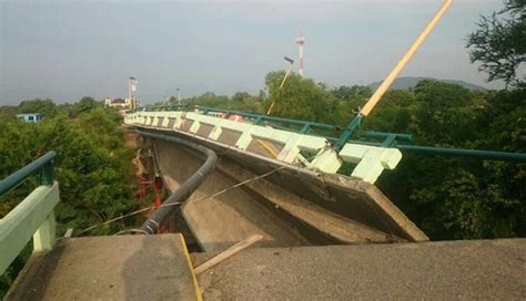 Nuevo Sismo Colapsa Puente Dañado Por Terremoto De 7 De Septiembre En México Diario El Mundo