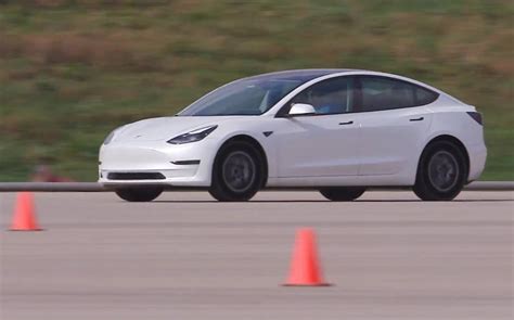 Goodyears Own Airless Tire Put To The Test On Tesla Model 3 The Car