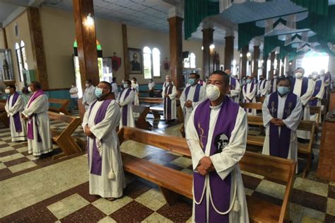 Iglesia Cat Lica Afina Detalles Para Recibir Este Domingo A La