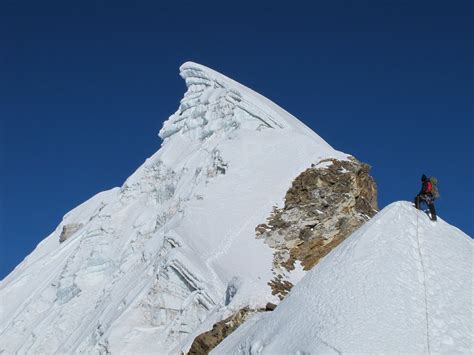 Lobuche Peak Climbing Adventure Adventure Himalaya Circuit