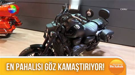 Motosiklet tutkunları ekran başına YouTube