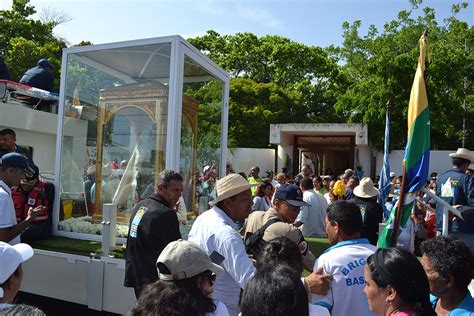 Pueblos de Marcano y Gómez aclamaron a la Virgen del Valle Blog