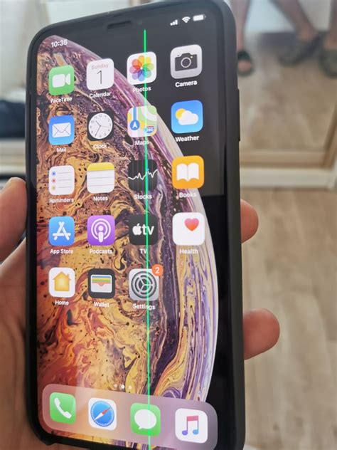 A Green Line Appeared On My Iphone Xs Max Apple Community