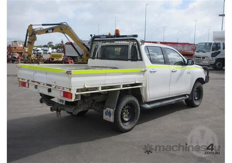 Buy Used Toyota Toyota Hilux Gun Tgn Gun R Tray Truck In