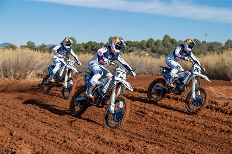 Fotoshoot Nestaan Husqvarna Factory Racing Motocrossplanet