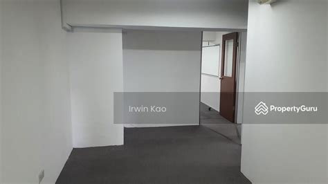 Foo Wah Industrial Building 45 Jalan Pemimpin 1300 Sqft Light