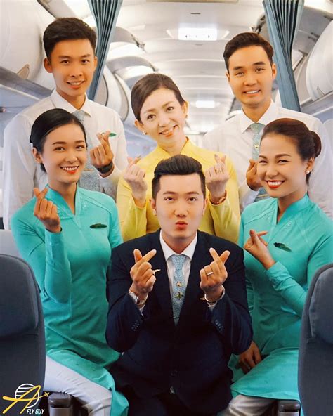 【ベトナム】ベトナム航空 客室乗務員 Vietnam Airlines Cabin Crew【vietnam】 Airline