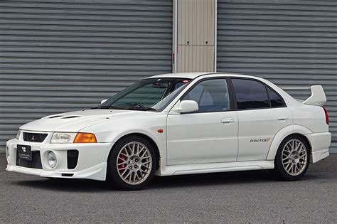 1998 Mitsubishi LANCER EVOLUTION V | Toprank Importers