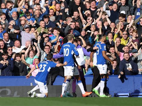 Dominic Calvert Lewin Scores As Everton Cruise To Win