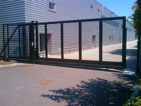 Security Cantilevered Sliding Gate up to 10m wide - Frontier Pitts
